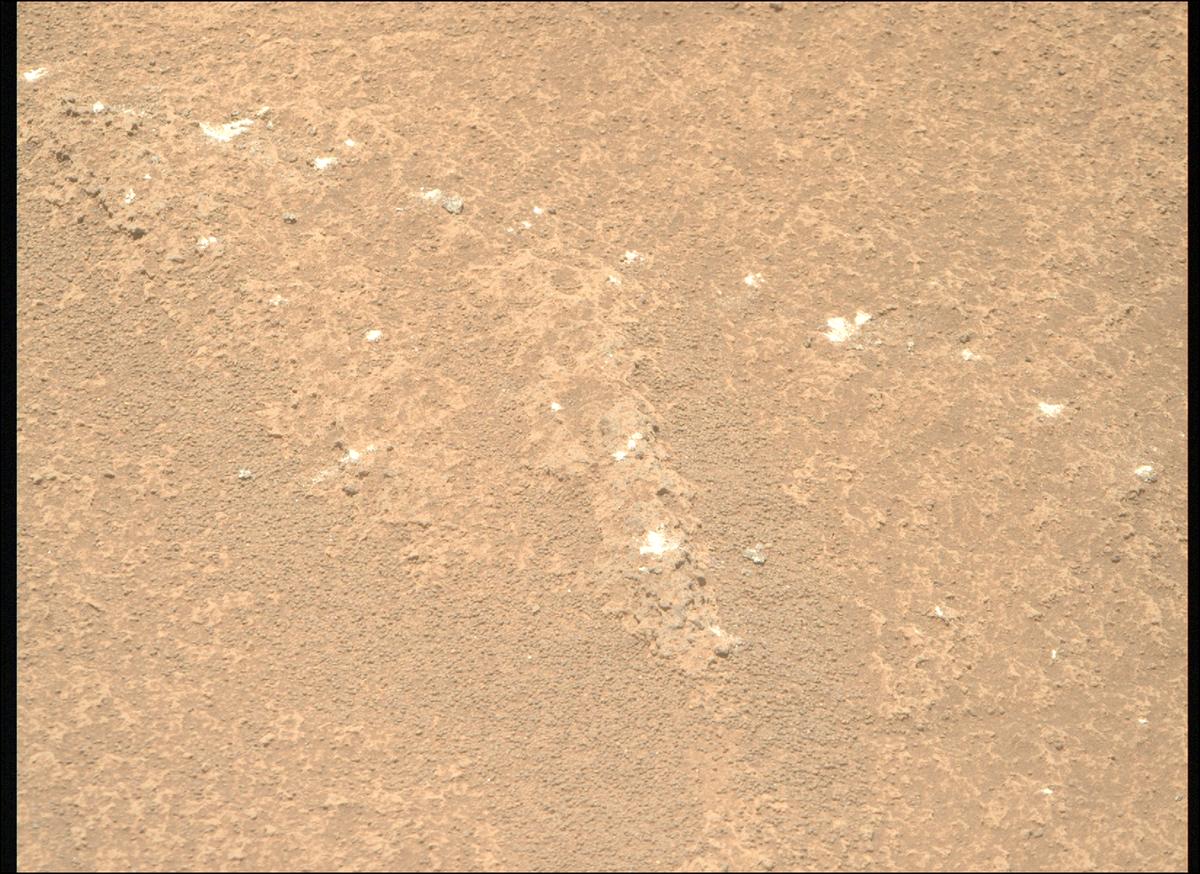This image was taken by MCZ_RIGHT onboard NASA's Mars rover Perseverance on Sol 940