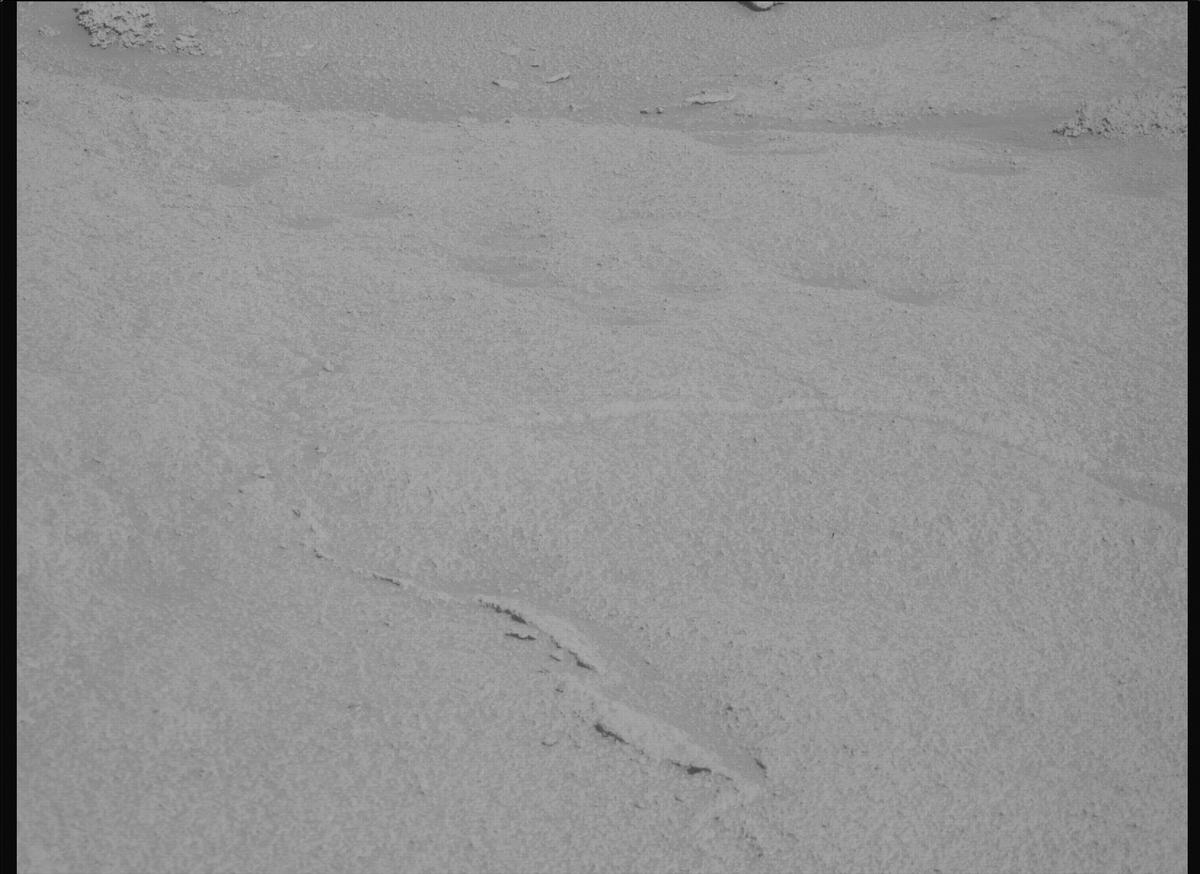 This image was taken by MCZ_RIGHT onboard NASA's Mars rover Perseverance on Sol 940
