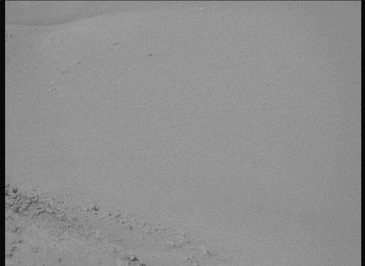 This image was taken by MCZ_RIGHT onboard NASA's Mars rover Perseverance on Sol 940