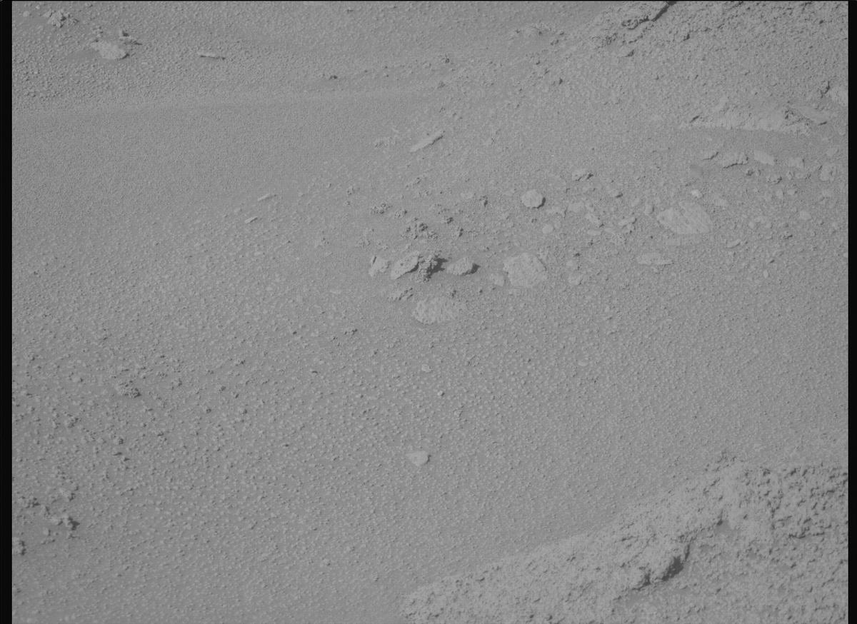 This image was taken by MCZ_RIGHT onboard NASA's Mars rover Perseverance on Sol 940