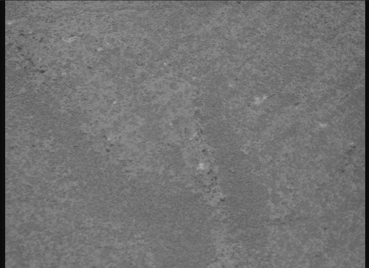 This image was taken by MCZ_RIGHT onboard NASA's Mars rover Perseverance on Sol 940