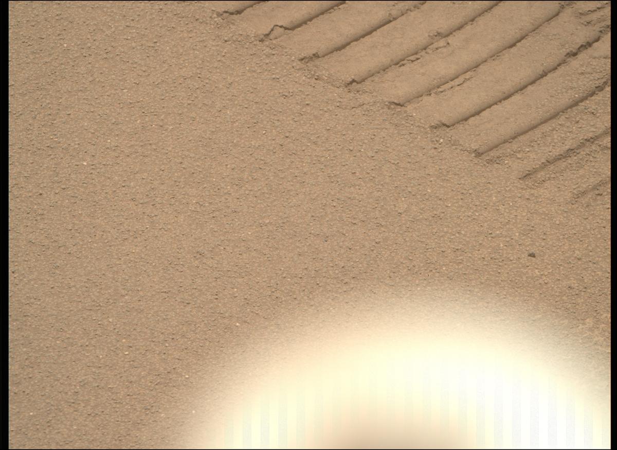 This image was taken by MCZ_RIGHT onboard NASA's Mars rover Perseverance on Sol 942