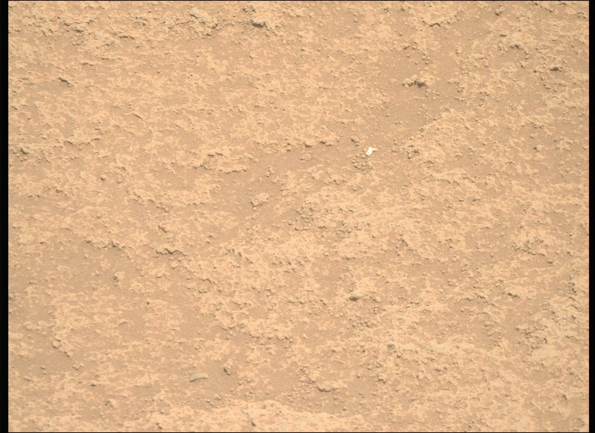 This image was taken by MCZ_RIGHT onboard NASA's Mars rover Perseverance on Sol 942