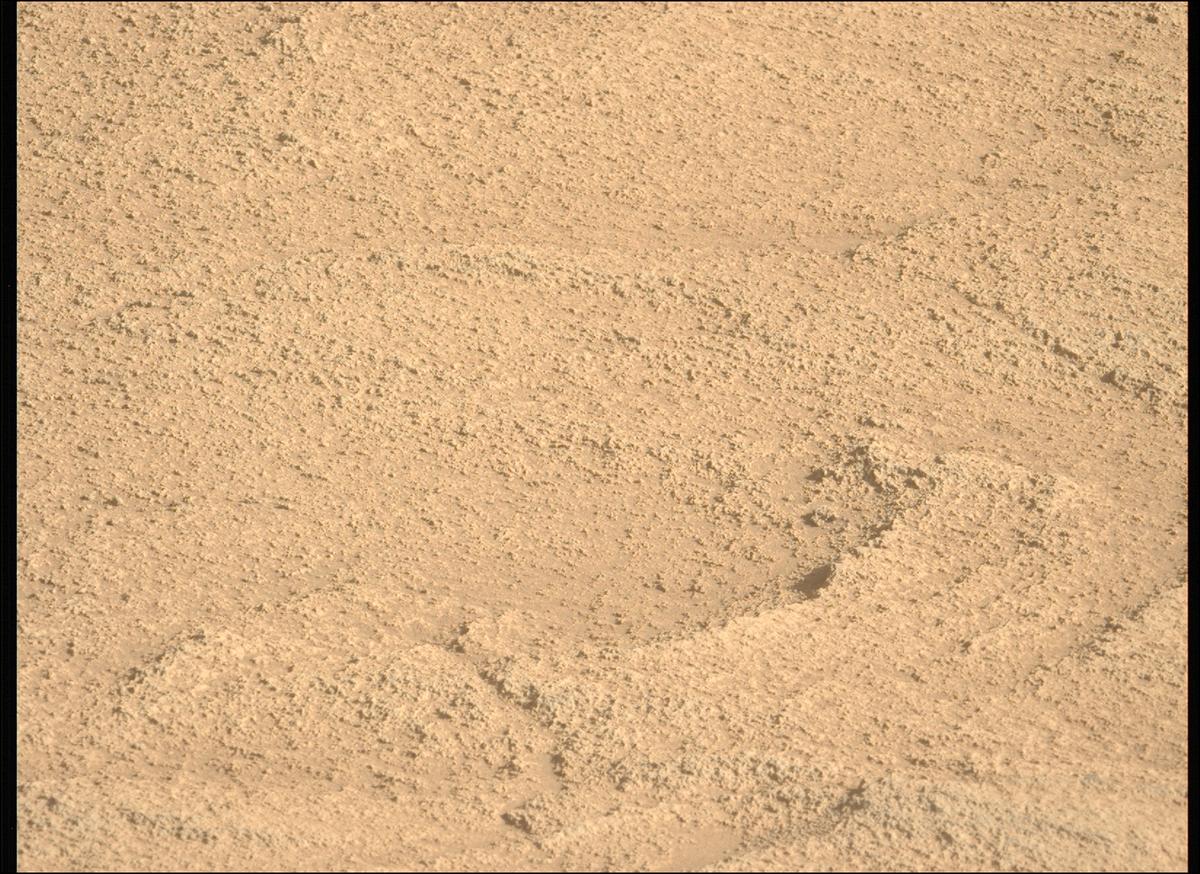 This image was taken by MCZ_LEFT onboard NASA's Mars rover Perseverance on Sol 943