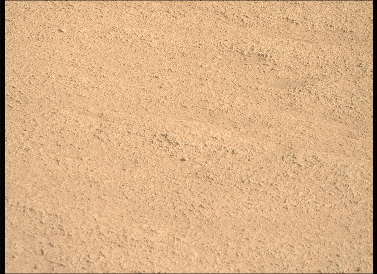 This image was taken by MCZ_RIGHT onboard NASA's Mars rover Perseverance on Sol 943
