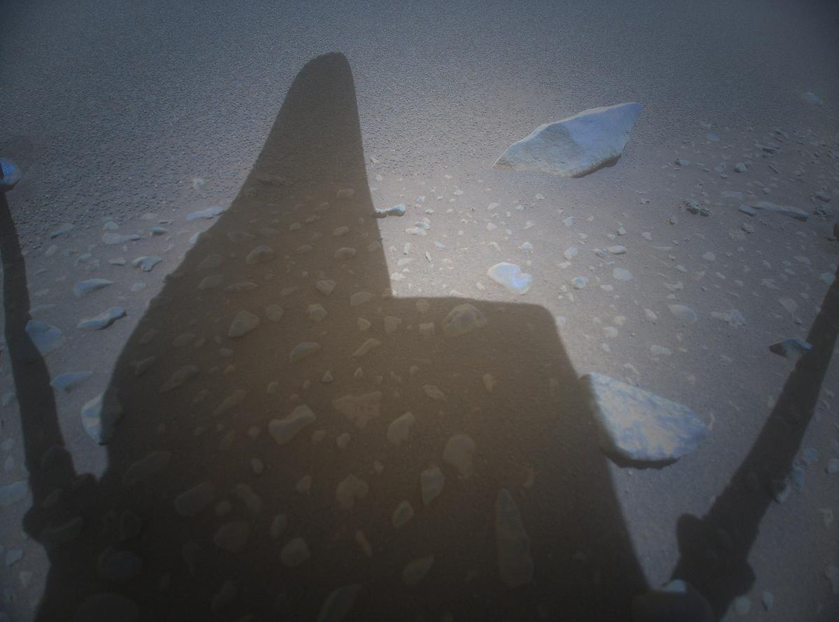 This image was taken by HELI_RTE onboard NASA's Mars rover Perseverance on Sol 945