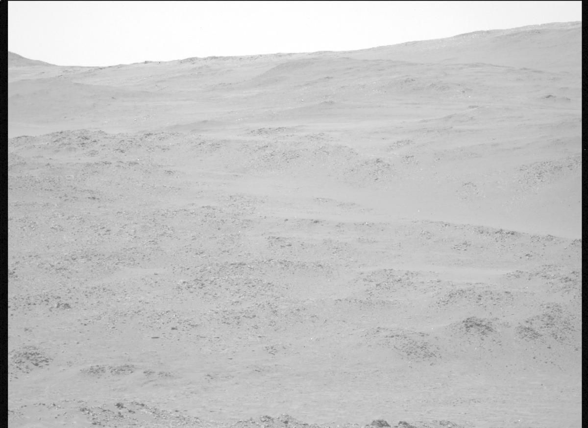 This image was taken by MCZ_LEFT onboard NASA's Mars rover Perseverance on Sol 947