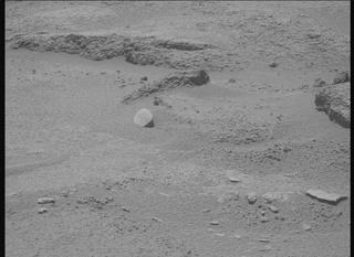 View image taken on Mars, Mars Perseverance Sol 947: Right Mastcam-Z Camera
