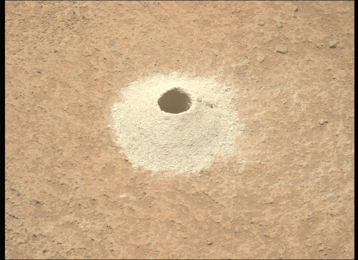 This image was taken by MCZ_LEFT onboard NASA's Mars rover Perseverance on Sol 950