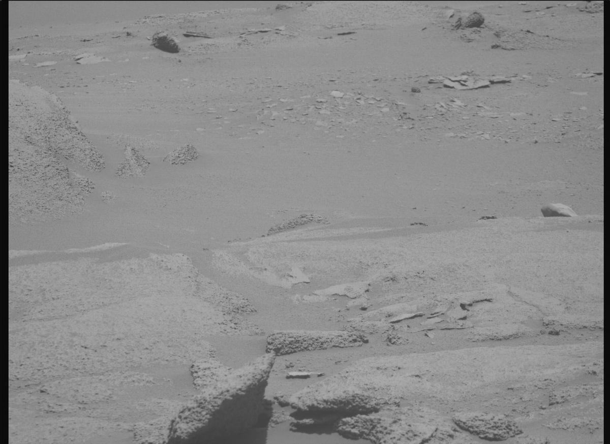 This image was taken by MCZ_RIGHT onboard NASA's Mars rover Perseverance on Sol 950
