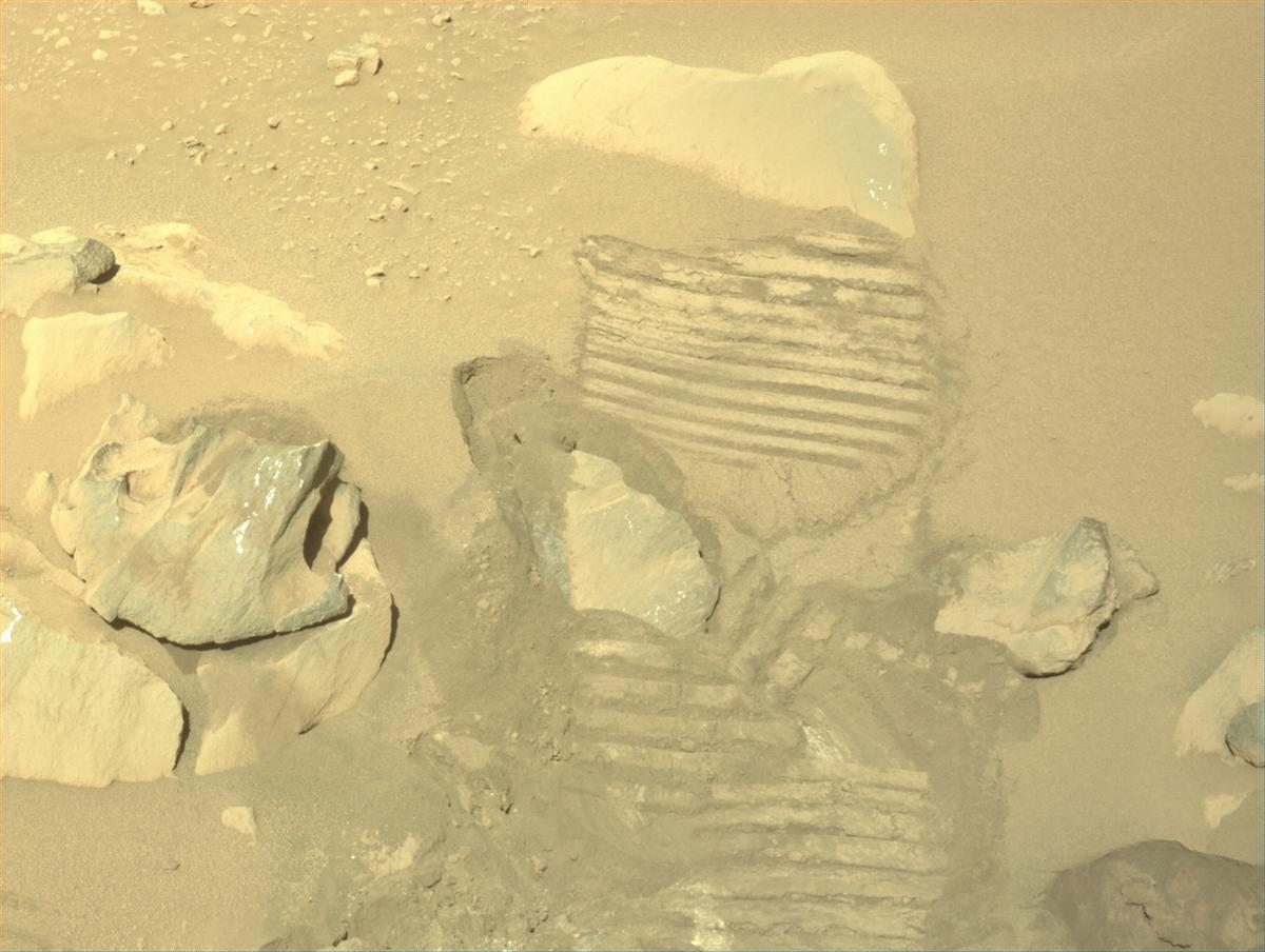 This image was taken by NAVCAM_LEFT onboard NASA's Mars rover Perseverance on Sol 952