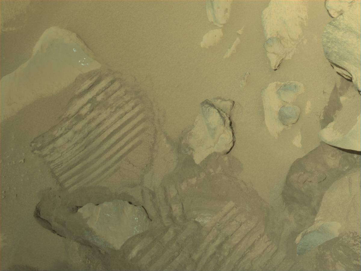 This image was taken by NAVCAM_LEFT onboard NASA's Mars rover Perseverance on Sol 952