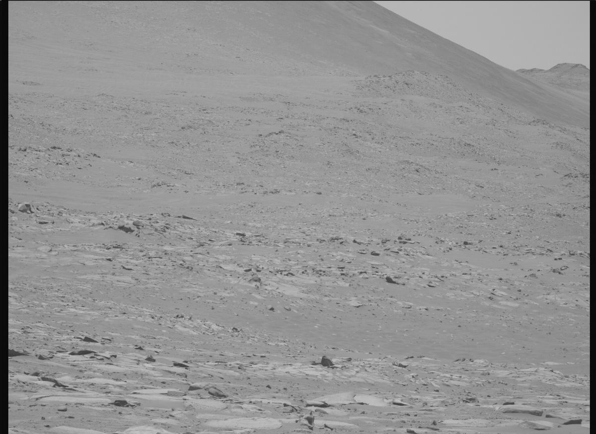This image was taken by MCZ_LEFT onboard NASA's Mars rover Perseverance on Sol 952
