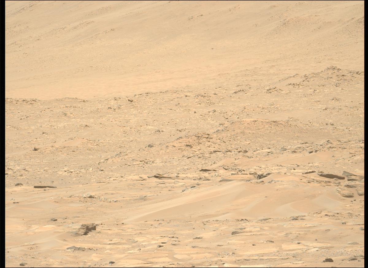 This image was taken by MCZ_LEFT onboard NASA's Mars rover Perseverance on Sol 952