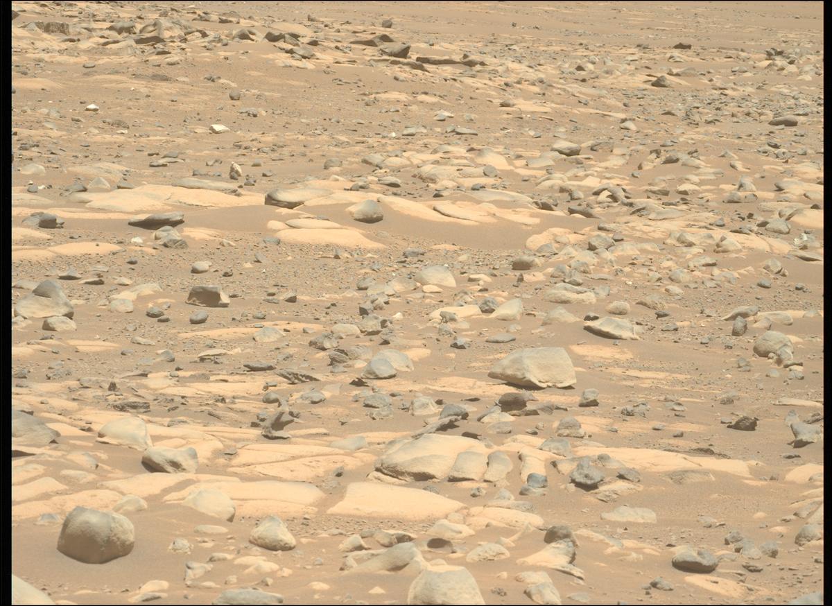This image was taken by MCZ_LEFT onboard NASA's Mars rover Perseverance on Sol 952