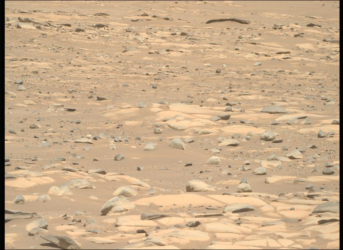 This image was taken by MCZ_RIGHT onboard NASA's Mars rover Perseverance on Sol 952