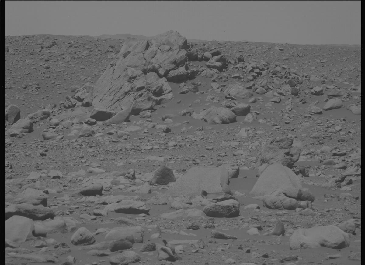This image was taken by MCZ_LEFT onboard NASA's Mars rover Perseverance on Sol 955