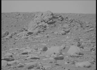 View image taken on Mars, Mars Perseverance Sol 955: Right Mastcam-Z Camera