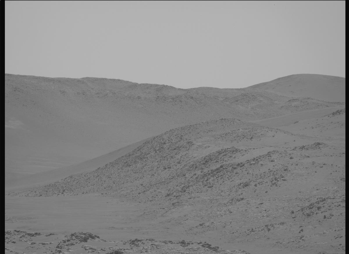 This image was taken by MCZ_RIGHT onboard NASA's Mars rover Perseverance on Sol 955