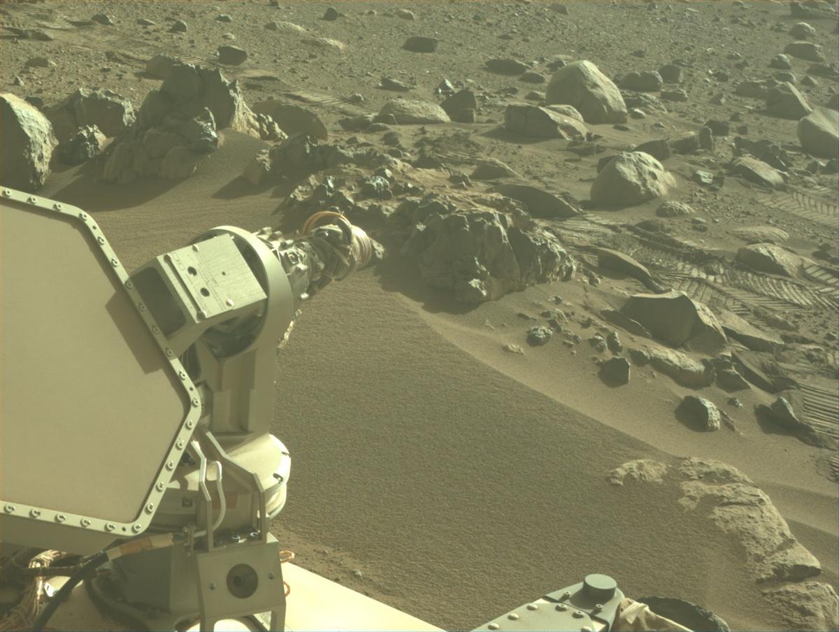 This image was taken by NAVCAM_LEFT onboard NASA's Mars rover Perseverance on Sol 957