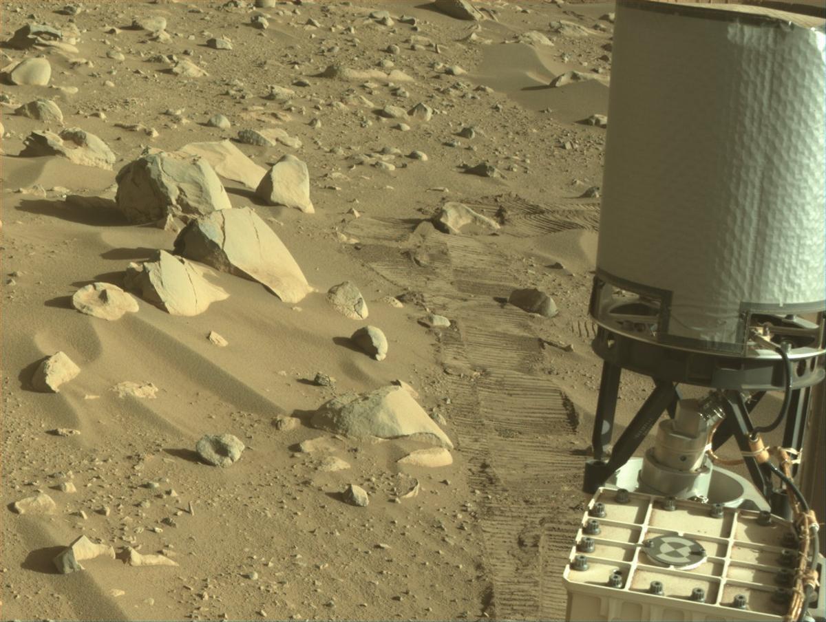 This image was taken by NAVCAM_RIGHT onboard NASA's Mars rover Perseverance on Sol 957