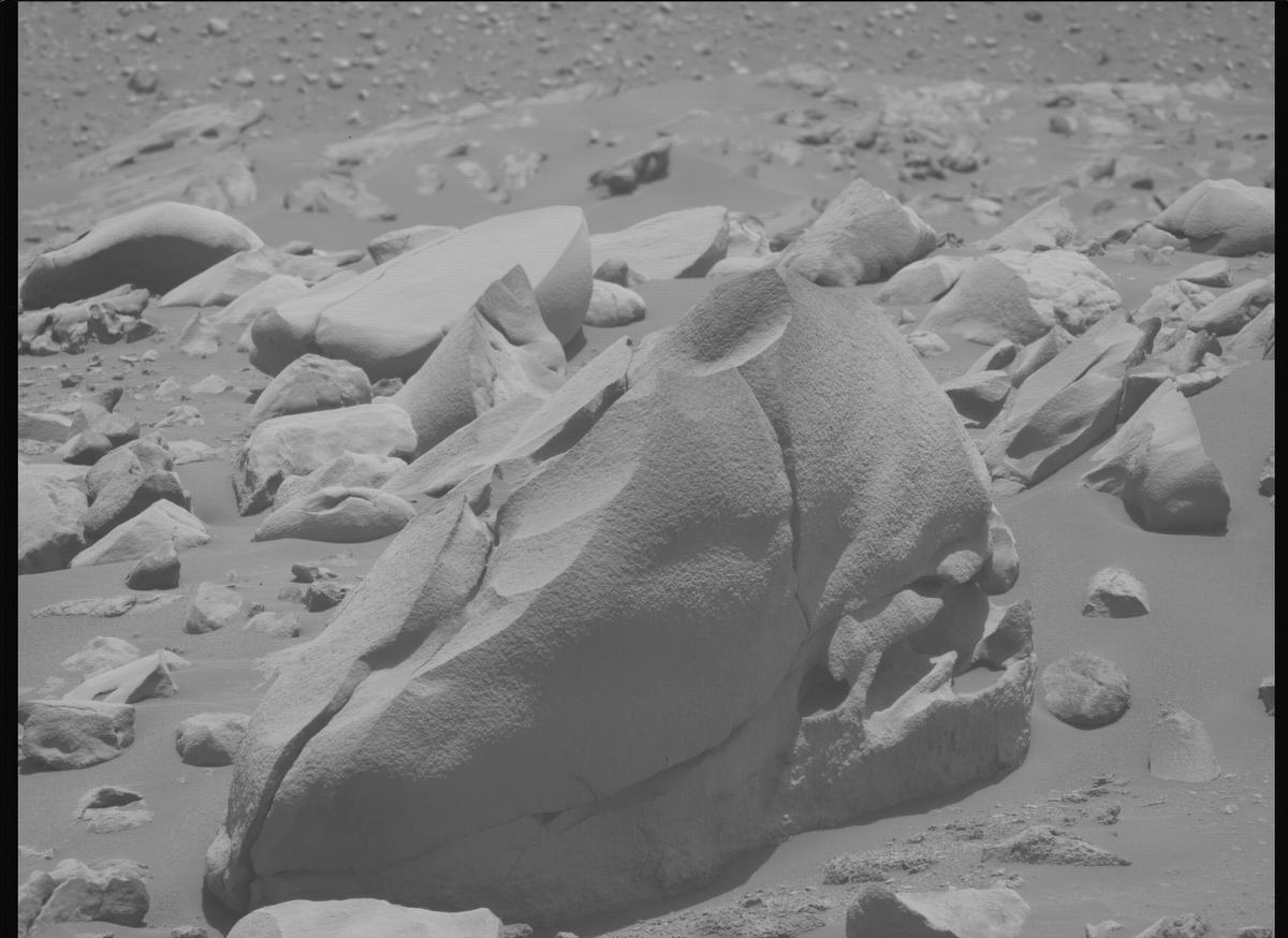 This image was taken by MCZ_LEFT onboard NASA's Mars rover Perseverance on Sol 959