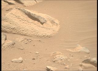 View image taken on Mars, Mars Perseverance Sol 959: Right Mastcam-Z Camera