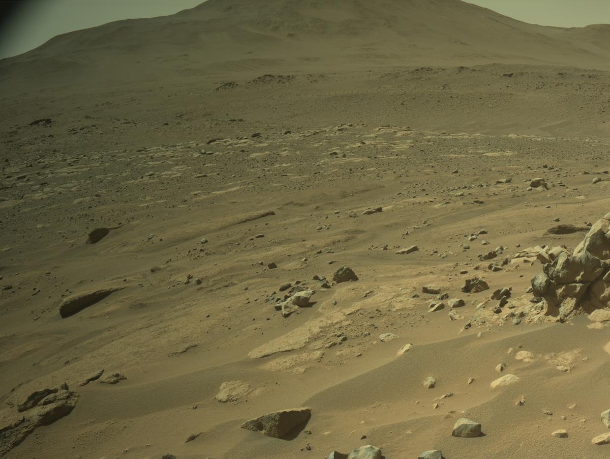 This image was taken by NAVCAM_RIGHT onboard NASA's Mars rover Perseverance on Sol 960