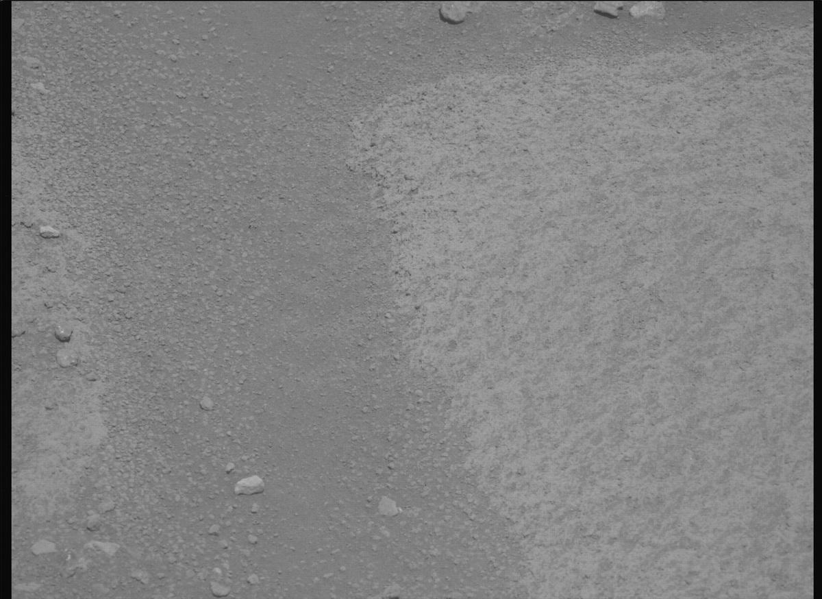 This image was taken by MCZ_LEFT onboard NASA's Mars rover Perseverance on Sol 960