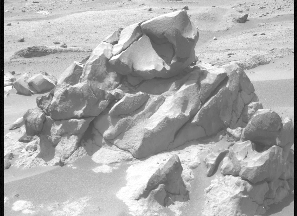 This image was taken by MCZ_LEFT onboard NASA's Mars rover Perseverance on Sol 961