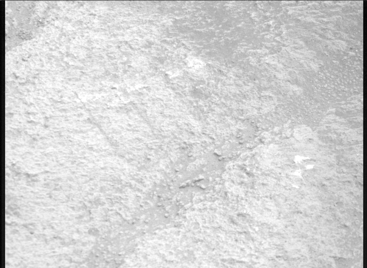 This image was taken by MCZ_RIGHT onboard NASA's Mars rover Perseverance on Sol 961