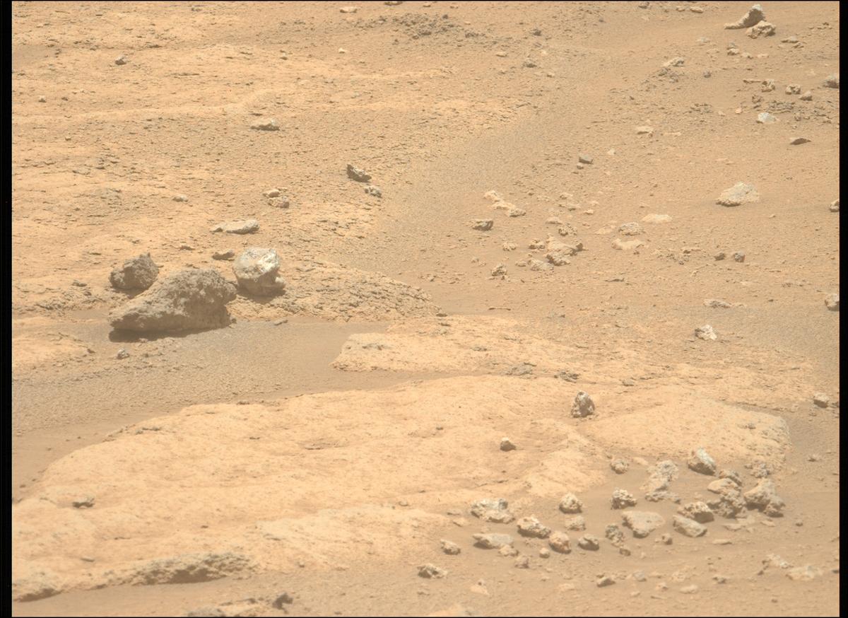 This image was taken by MCZ_LEFT onboard NASA's Mars rover Perseverance on Sol 962