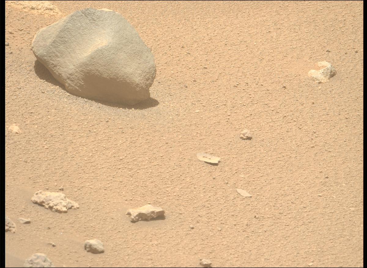 This image was taken by MCZ_LEFT onboard NASA's Mars rover Perseverance on Sol 962