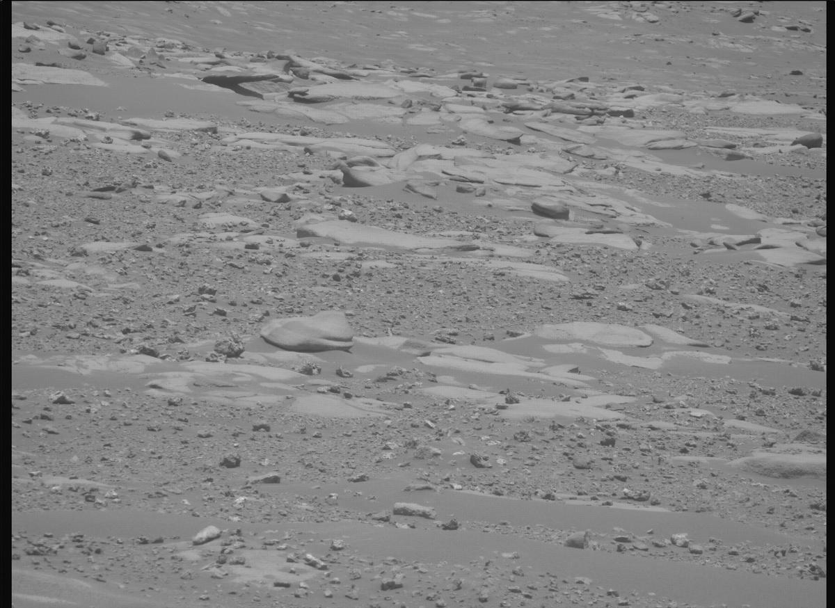 This image was taken by MCZ_RIGHT onboard NASA's Mars rover Perseverance on Sol 962