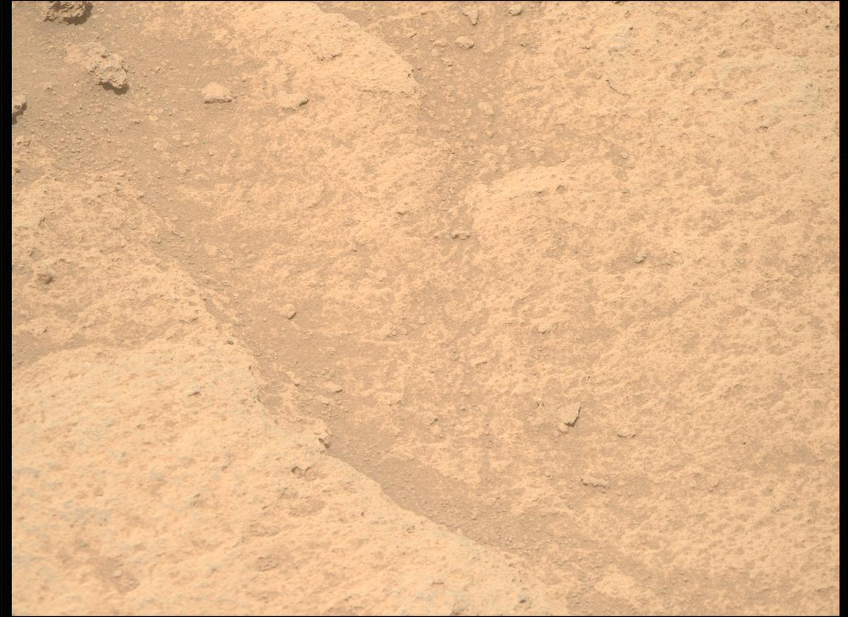 This image was taken by MCZ_RIGHT onboard NASA's Mars rover Perseverance on Sol 962