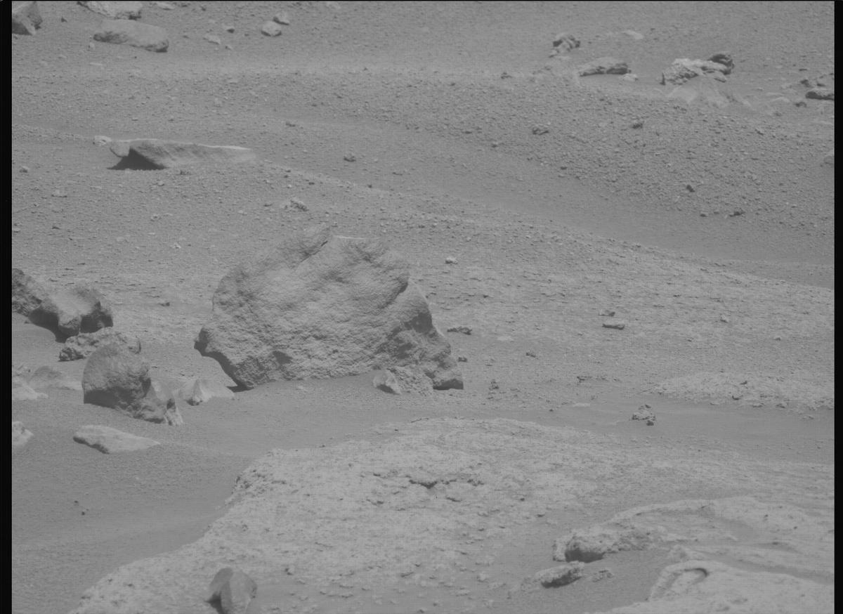 This image was taken by MCZ_LEFT onboard NASA's Mars rover Perseverance on Sol 963
