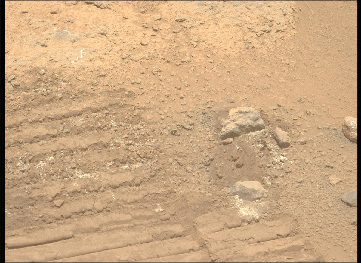 This image was taken by MCZ_LEFT onboard NASA's Mars rover Perseverance on Sol 963