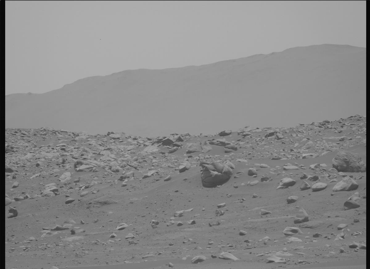 This image was taken by MCZ_LEFT onboard NASA's Mars rover Perseverance on Sol 963