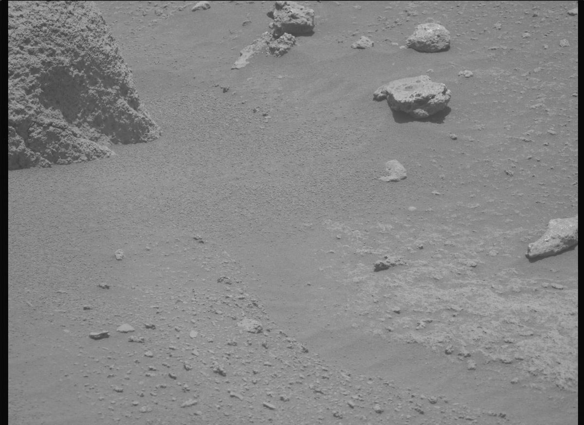 This image was taken by MCZ_LEFT onboard NASA's Mars rover Perseverance on Sol 963