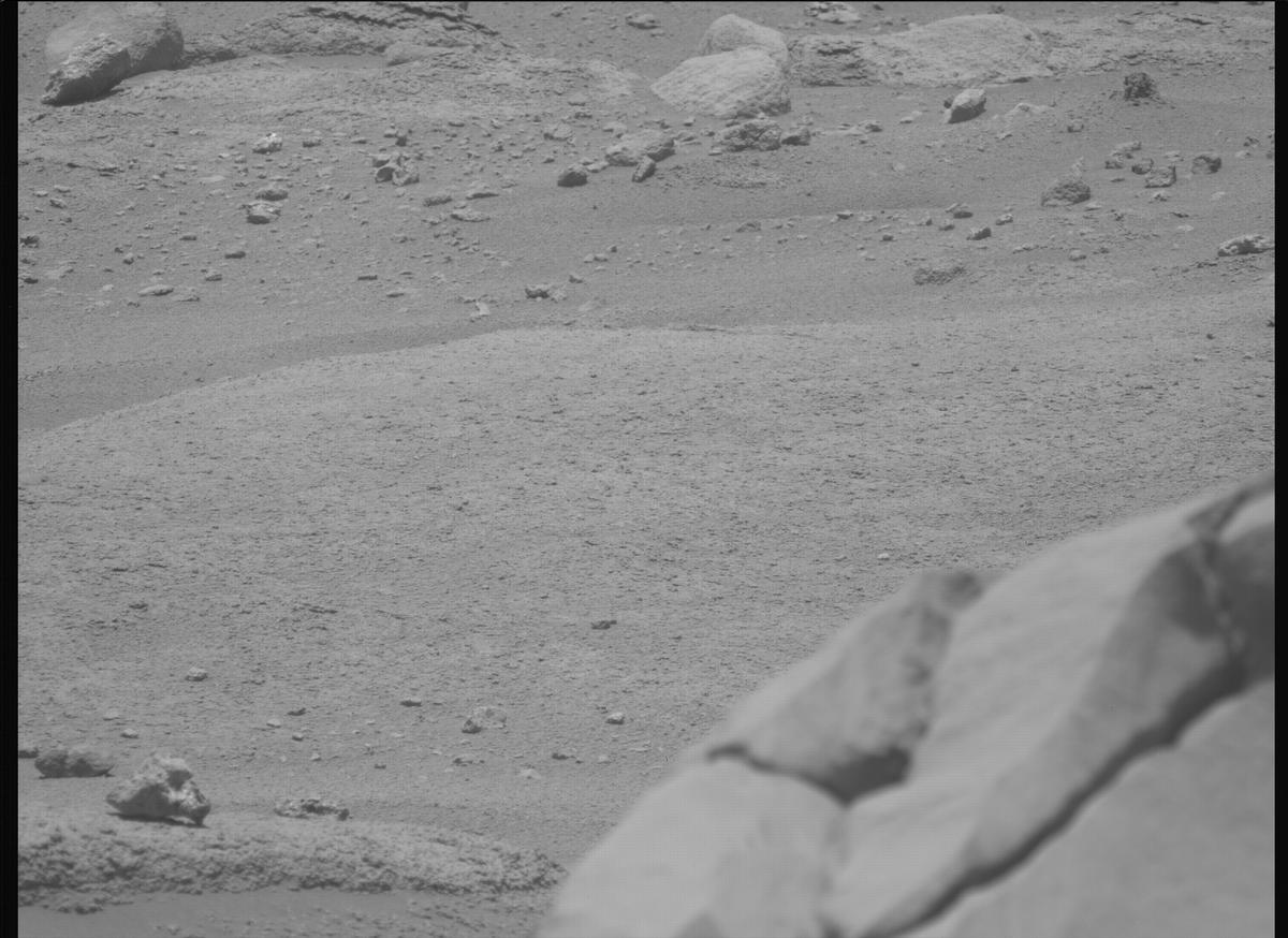 This image was taken by MCZ_LEFT onboard NASA's Mars rover Perseverance on Sol 963