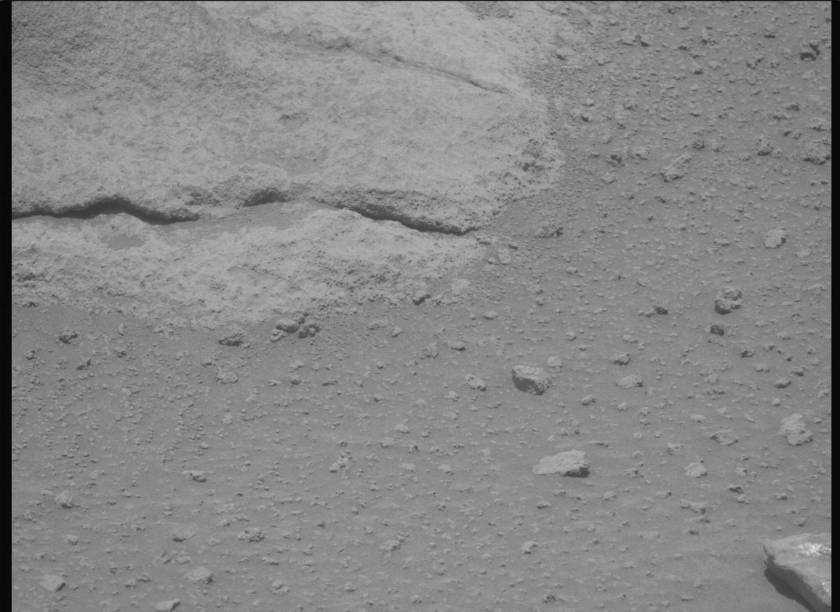 This image was taken by MCZ_LEFT onboard NASA's Mars rover Perseverance on Sol 963