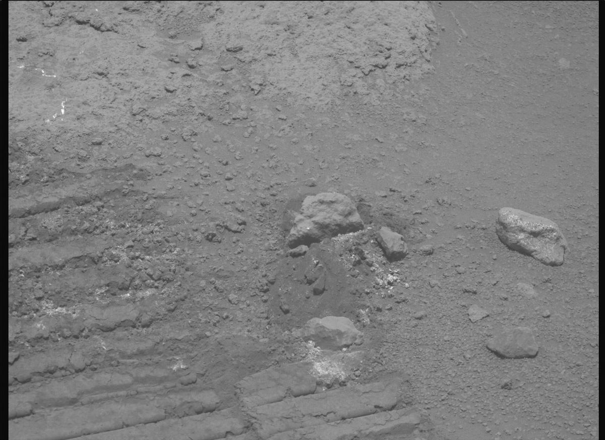 This image was taken by MCZ_RIGHT onboard NASA's Mars rover Perseverance on Sol 963