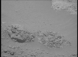 View image taken on Mars, Mars Perseverance Sol 963: Right Mastcam-Z Camera