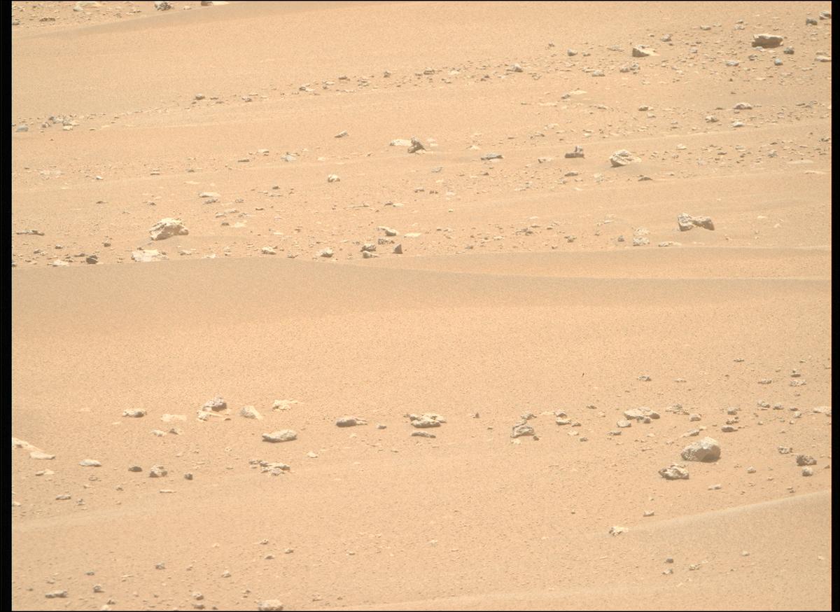 This image was taken by MCZ_RIGHT onboard NASA's Mars rover Perseverance on Sol 963