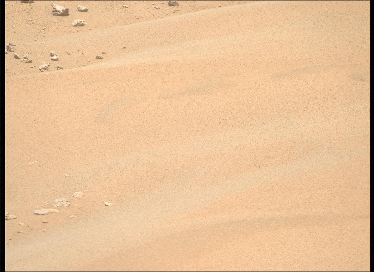 This image was taken by MCZ_RIGHT onboard NASA's Mars rover Perseverance on Sol 963