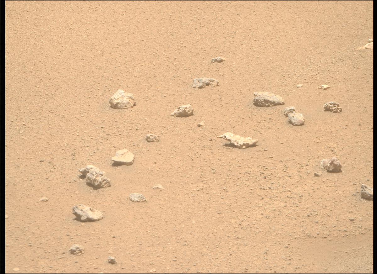 This image was taken by MCZ_RIGHT onboard NASA's Mars rover Perseverance on Sol 963