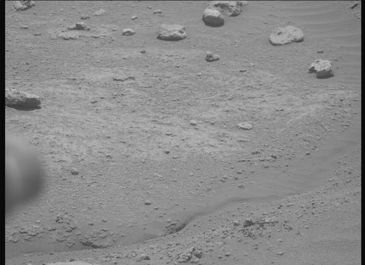 This image was taken by MCZ_RIGHT onboard NASA's Mars rover Perseverance on Sol 963