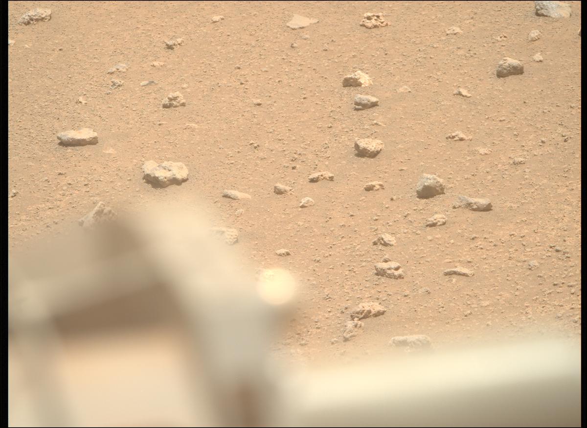 This image was taken by MCZ_RIGHT onboard NASA's Mars rover Perseverance on Sol 963