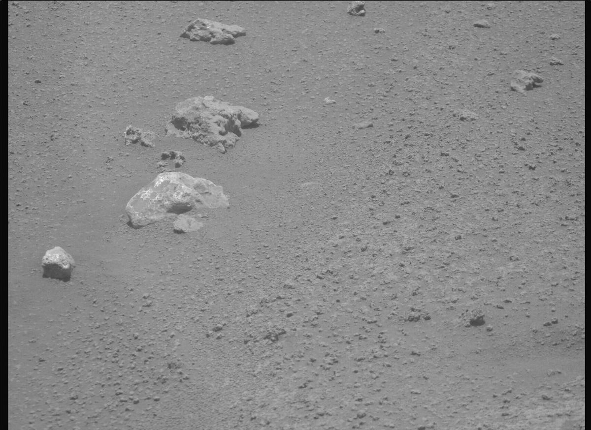 This image was taken by MCZ_RIGHT onboard NASA's Mars rover Perseverance on Sol 963