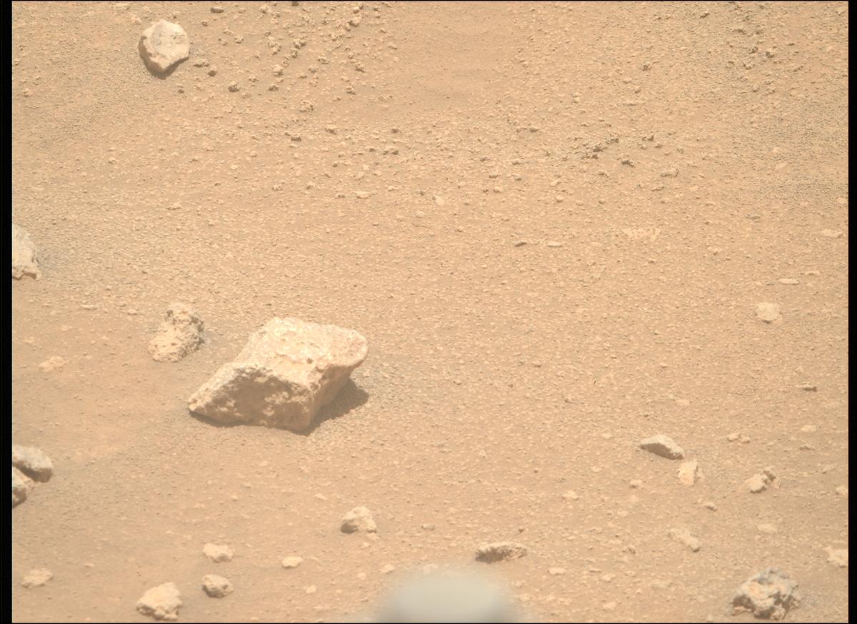This image was taken by MCZ_RIGHT onboard NASA's Mars rover Perseverance on Sol 963